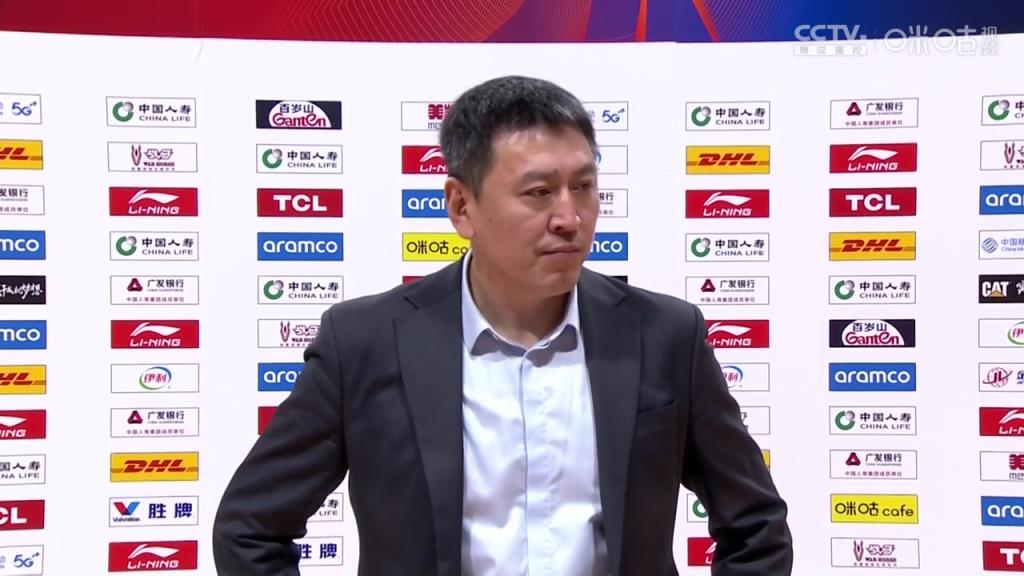 王世龙：祝贺吴前取得生涯里程碑 打北控内线出现了问题